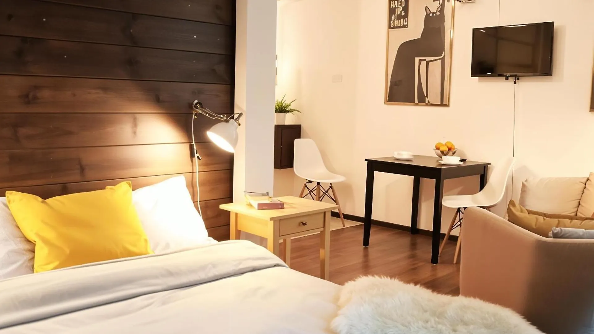Cracow Copernican Apartment #1 - Old Town Krakow
